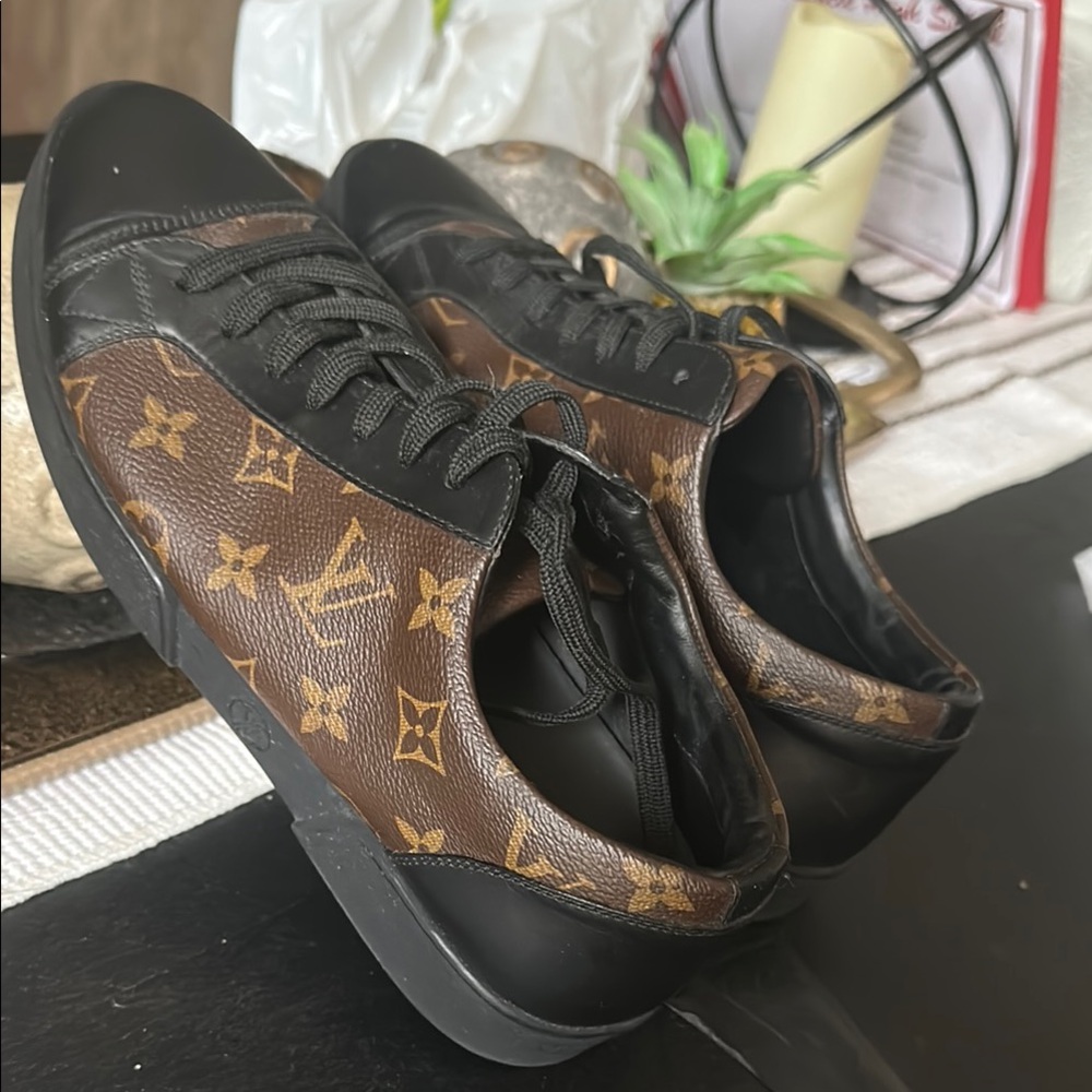 Authentic Louis Vuitton Men's Black and Brown Sneakers